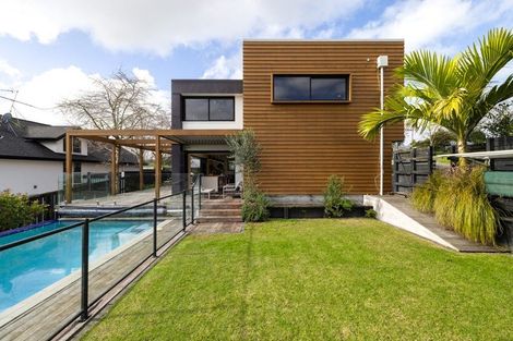 Photo of property in 5 Anselmi Ridge Road, Pukekohe, 2120