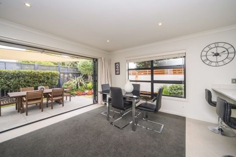 Photo of property in 159 Park Road, West End, Palmerston North, 4410
