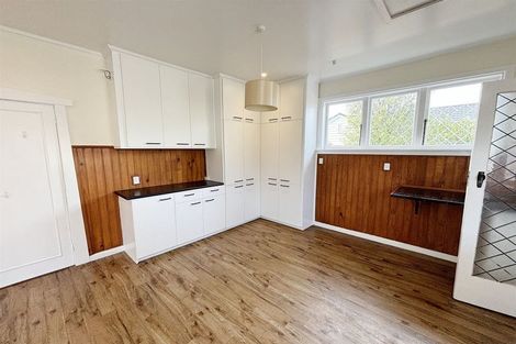 Photo of property in 39 Straven Road, Riccarton, Christchurch, 8011