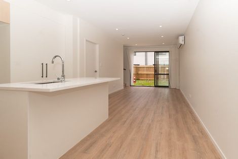 Photo of property in 45 Clay Works Lane, New Lynn, 0600