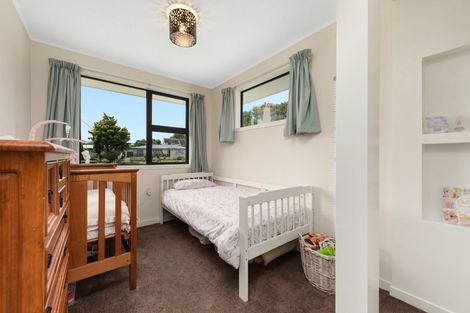 Photo of property in 21 Valley Road, Te Puke, 3119