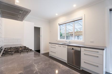 Photo of property in 504 Evans Bay Parade, Hataitai, Wellington, 6021