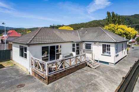 Photo of property in 50 Totara Street, Wainuiomata, Lower Hutt, 5014