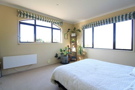 Photo of property in 11 Forsyth Grove, Brooklyn, Wellington, 6021