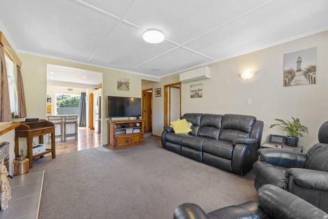 Photo of property in 87 Leinster Avenue, Raumati South, Paraparaumu, 5032