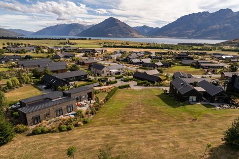 Photo of property in 5 Branigan Court, Jacks Point, Queenstown, 9371