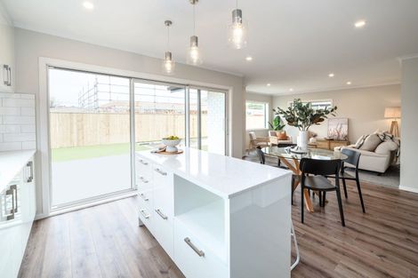 Photo of property in 4a Van Baarle Close, Carterton, 5713