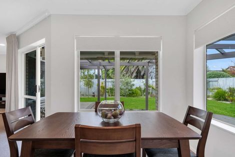 Photo of property in 21 Beachwater Drive, Papamoa Beach, Papamoa, 3118