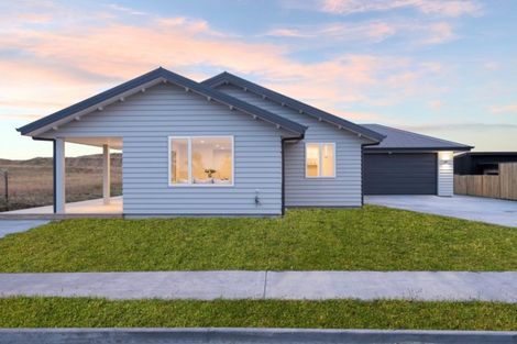 Photo of property in 30 Ridge Drive, Omokoroa, 3114