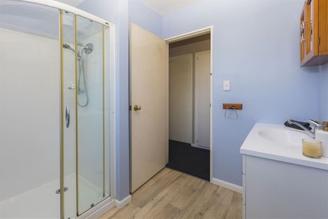 Photo of property in 2/87 Olliviers Road, Phillipstown, Christchurch, 8011