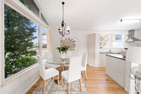 Photo of property in 1/80a Park Rise, Campbells Bay, Auckland, 0630