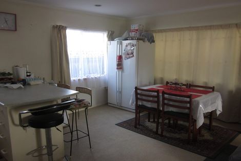 Photo of property in 2c Longford Street, Mount Wellington, Auckland, 1060