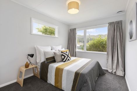 Photo of property in 203 Wellington Road, Wainuiomata, Lower Hutt, 5014