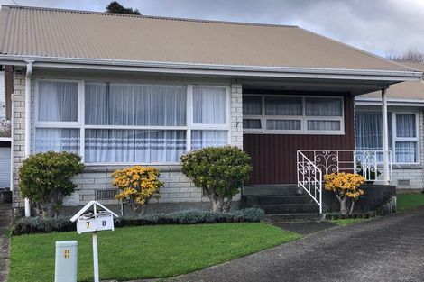 Photo of property in 7-8 Amberley Grove, Hutt Central, Lower Hutt, 5010