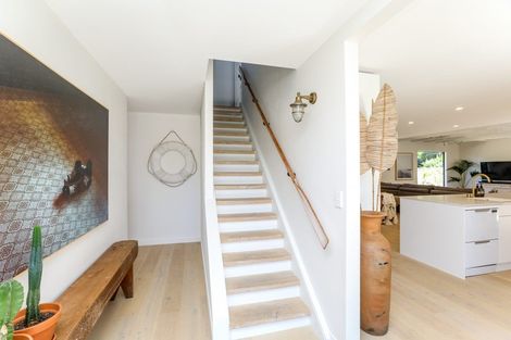 Photo of property in 23 Linda Street, Oakura, 4314