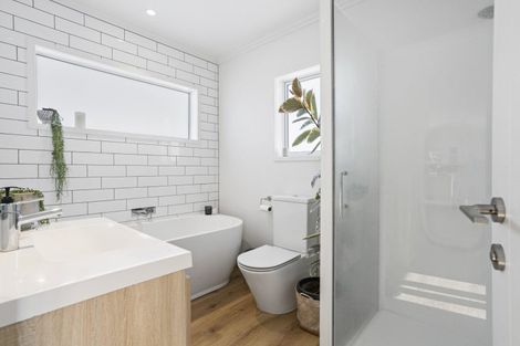 Photo of property in 246 Onemana Drive, Onemana, Whangamata, 3691