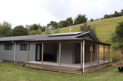 Photo of property in 356 Hailes Road, Whananaki, Hikurangi, 0181