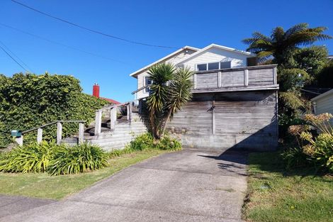 Photo of property in 132 Pioneer Road, Moturoa, New Plymouth, 4310