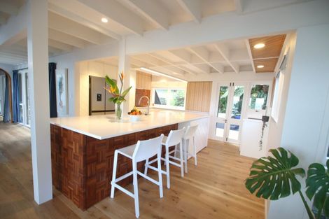 Photo of property in 67 Rosecamp Road, Beach Haven, Auckland, 0626