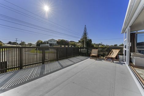 Photo of property in 113 Ngamotu Road, Spotswood, New Plymouth, 4310