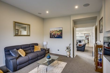 Photo of property in 52 Orotu Drive, Poraiti, Napier, 4112