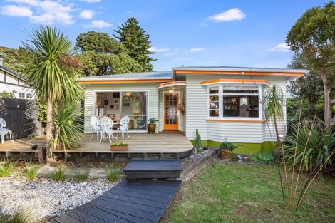 Photo of property in 40 Ocean Road, Paekakariki, 5034