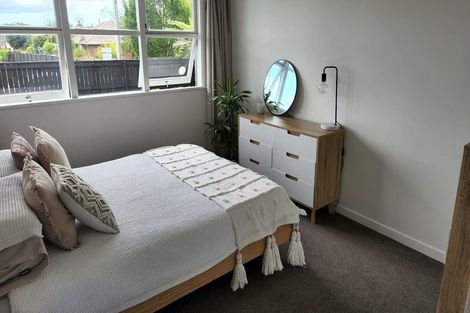 Photo of property in 6 Heath Street, St Andrews, Hamilton, 3200