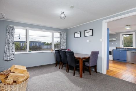 Photo of property in 5 Exeter Street, Waimate, 7924