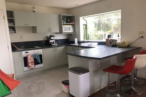 Photo of property in 2/25 Sapphire Place, Bayview, Auckland, 0629