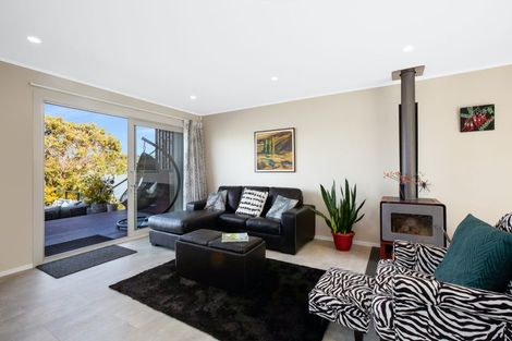 Photo of property in 64a Mana View Road, Paremata, Porirua, 5026