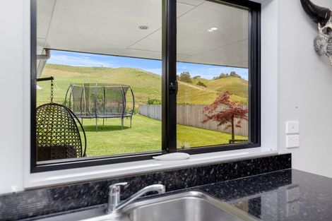 Photo of property in 182 Ballintoy Park Drive, Welcome Bay, Tauranga, 3175