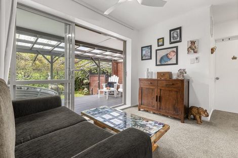 Photo of property in 5a Elizabeth Street, Orewa, 0931