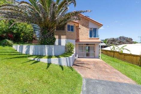 Photo of property in 3 Tironui Terrace, Western Heights, Hamilton, 3200