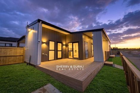 Photo of property in 24 Kiritau Road, Karaka, 2578