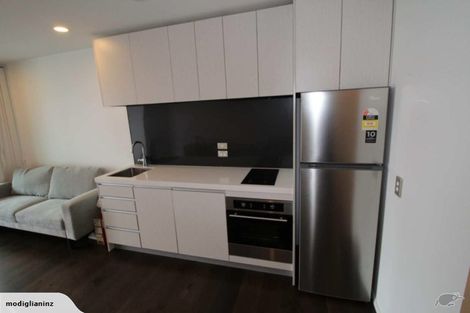 Photo of property in 2 Salford Place, Awapuni, Palmerston North, 4412