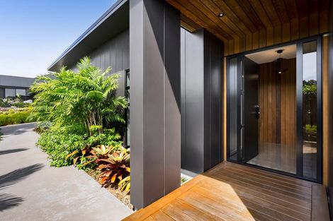 Photo of property in 8 Orite Drive, Welbourn, New Plymouth, 4310