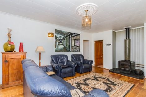 Photo of property in 2 Duncan Street, Raetihi, 4632