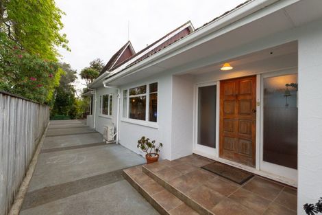 Photo of property in 4 Seaton Court, Hokowhitu, Palmerston North, 4410