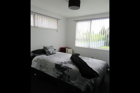 Photo of property in 4 Timaru Road, Waimate, 7924