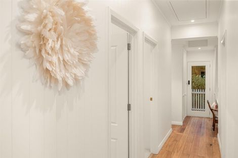 Photo of property in 1223 Old North Road, Helensville, 0875