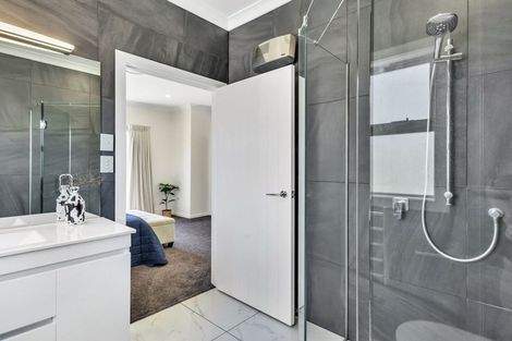 Photo of property in 2 Drovers Way, Frimley, Hastings, 4120