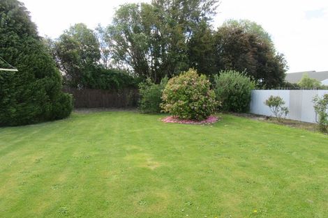 Photo of property in 4 Timaru Road, Waimate, 7924