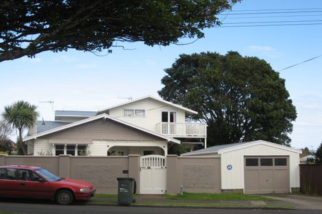 Photo of property in 68 Victoria Road, New Plymouth, 4310
