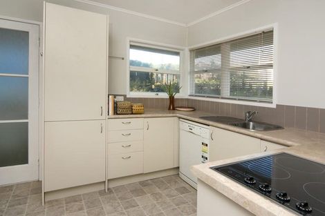 Photo of property in 2/5 Eban Avenue, Hillcrest, Auckland, 0627