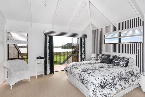 Photo of property in 60 Derbyshire Lane, Karaka, Papakura, 2580