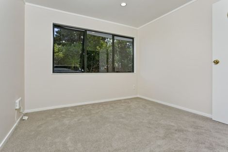 Photo of property in 2/22 Arcadia Crescent, Bayview, Auckland, 0629
