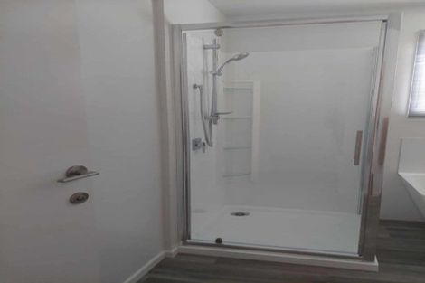 Photo of property in 54 Tuhikaramea Road, Dinsdale, Hamilton, 3204