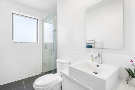 Photo of property in 106 Voyager Drive, Gulf Harbour, Whangaparaoa, 0930