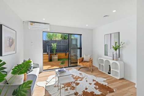 Photo of property in 6/29 Tudor Road, Henderson, Auckland, 0610