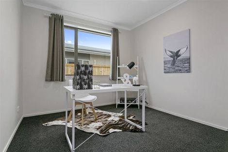 Photo of property in 10 Hehan Close, Cambridge, 3434